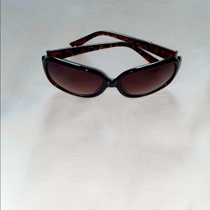 Liz Claiborne sunglasses